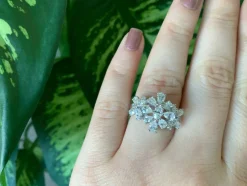 Bague diamant fantaisie cocktail de fleurs