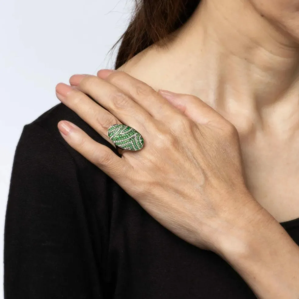 Bague diamant grenat tsavorite noircie ovale cocktail bijoux immobiliers