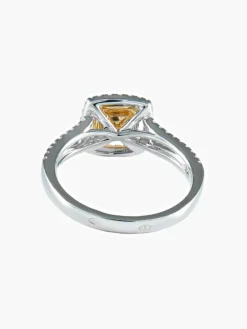 Bague diamant jaune carrée et diamants or blanc