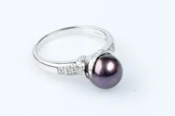 Bague diamant perle de Tahiti en or blanc 18 carats