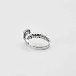 Bague Diamant poire 0.70ct