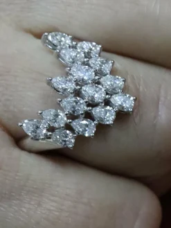 Bague diamant poires or blanc