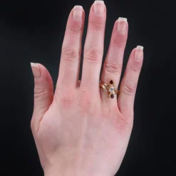 Bague diamant taille baguette et rubis taillés en poire
