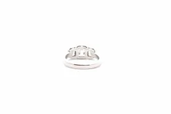 Bague diamant taille émeraude 1,03cts F/SI2