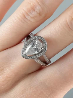 Bague Diamant taille Poire