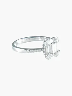 Bague Diamants baguettes et brillants