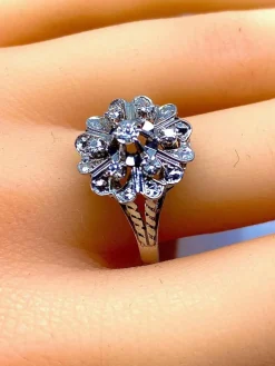 Bague diamants décor de coeurs