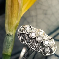 Bague diamants de style art déco