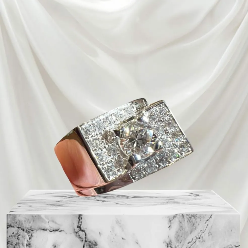 Bague Diamants, En Or 18 Blanc Carat, modèle "Tank"