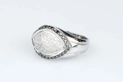 Bague diamants en or blanc