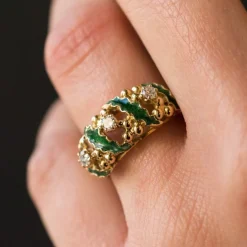 Bague diamants et émail vert