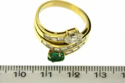 Bague diamants et émeraude