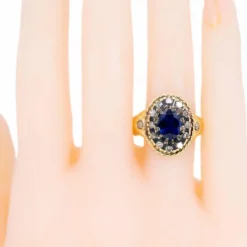Bague diamants, saphir