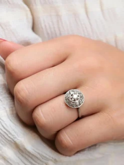 Bague dôme Belle Epoque en or et diamants