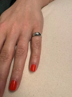 Bague Dôme en or blanc diamant