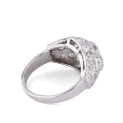 Bague dôme en platine, diamants