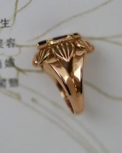 Bague Dôme Fleur Or Jaune et Grenat