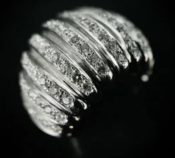 Bague Dôme or blanc diamants