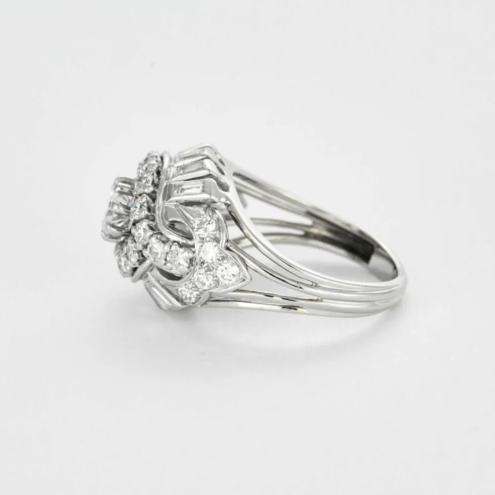 Bague dôme or blanc et diamants
