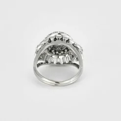 Bague dôme or blanc et diamants