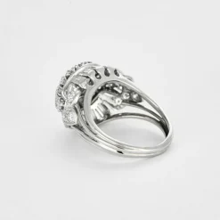 Bague dôme or blanc et diamants