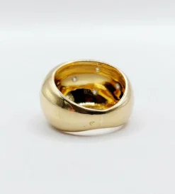 Bague dôme or jaune, diamants serti étoilé (circa 1950)