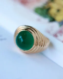 Bague Dôme Or Jaune et Calcédoine Cabochon