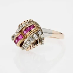 Bague dôme rétro rubis de synthèse et pierres blanches