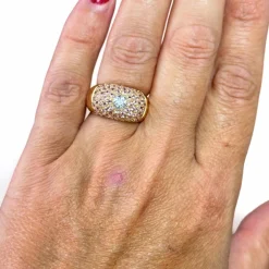 Bague dôme saphirs roses diamant