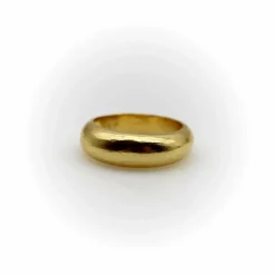 Bague dôme Signature en or 22 carats