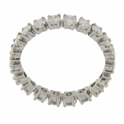 Bague d'éternité en or blanc avec diamants de 1,80 ct