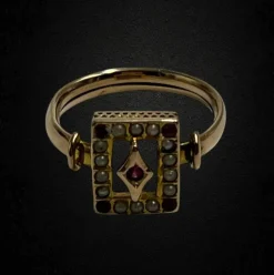 Bague du début des années 1900 avec rubellites et micro perles