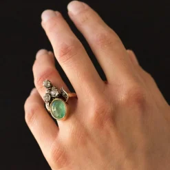 Bague duchesse émeraude cabochon et diamants