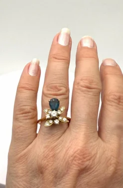 Bague duchesse vintage en or jaune 18K sertie de saphir et diamant