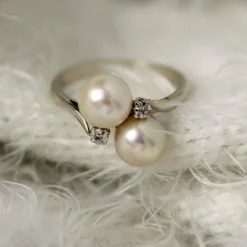 Bague duo de perles de culture et diamants