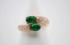 Bague Duo d'Émeraudes et de Diamants en Or Rose