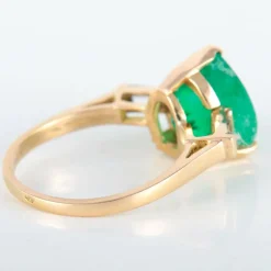 Bague Emeraude Coeur Diamants