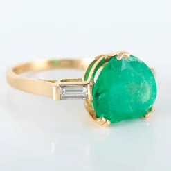 Bague Emeraude Coeur Diamants