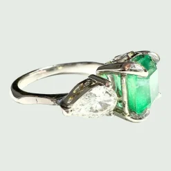 Bague Emeraude Diamants