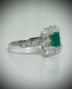 Bague Emeraude et Diamants