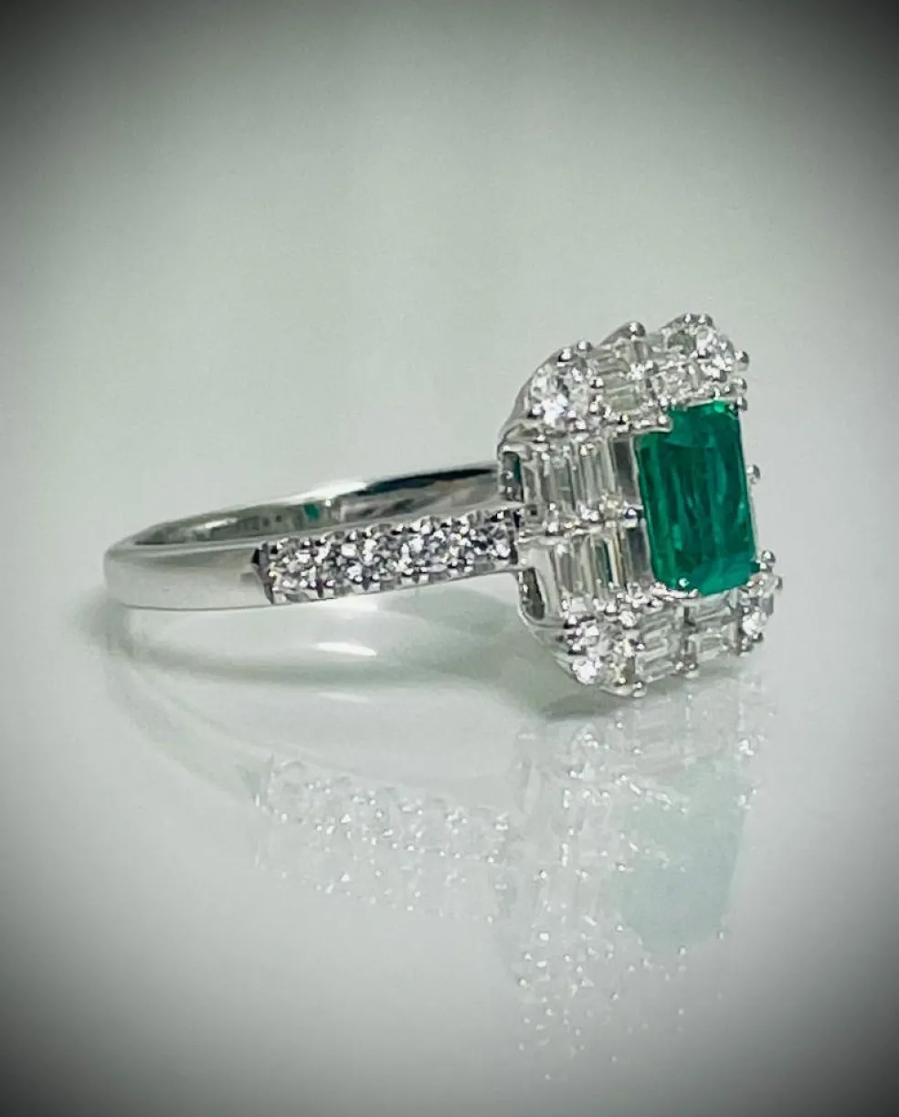 Bague Emeraude et Diamants
