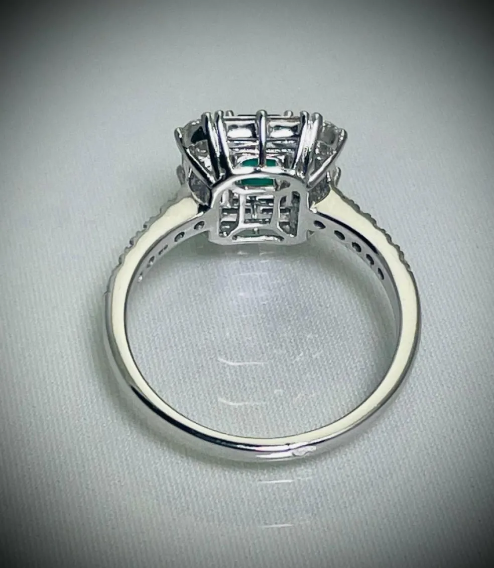 Bague Emeraude et Diamants