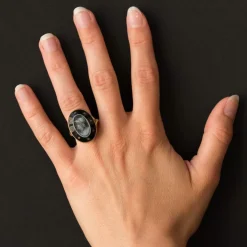Bague Empire camée sur onyx et diamants
