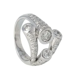 BAGUE EN DIAMANT
