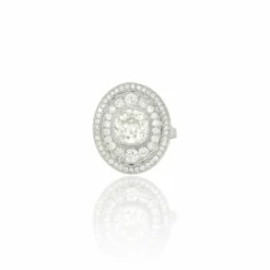 Bague en diamant d'inspiration Art Déco