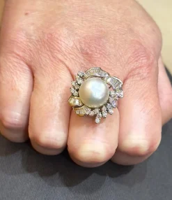 Bague en diamants et perle