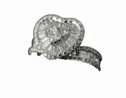 Bague en forme de coeur or blanc diamants