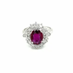 Bague en grappe de diamants rubis de 1,94 carat certifiée par le domaine