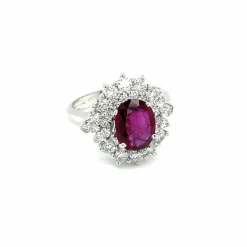 Bague en grappe de diamants rubis de 1,94 carat certifiée par le domaine