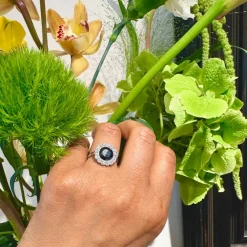 Bague en grappe de platine et diamants et saphirs
